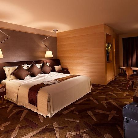 Waldo Hotel Macau Room photo